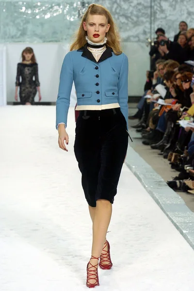 Look 35